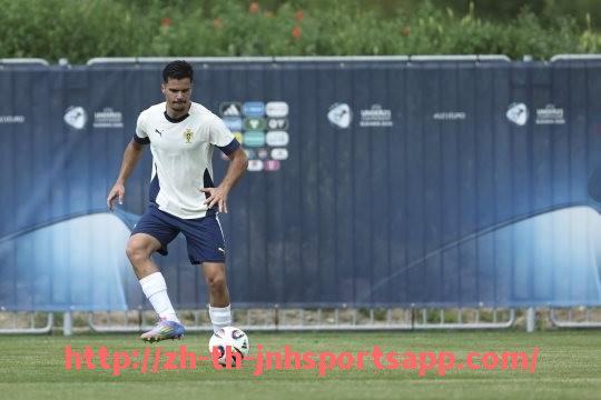 金年会app-德甲历届联赛亚军球队名单与积分数据