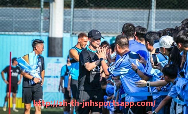 金年会app-NBA锦集:NBA经典比赛集锦与精彩时刻